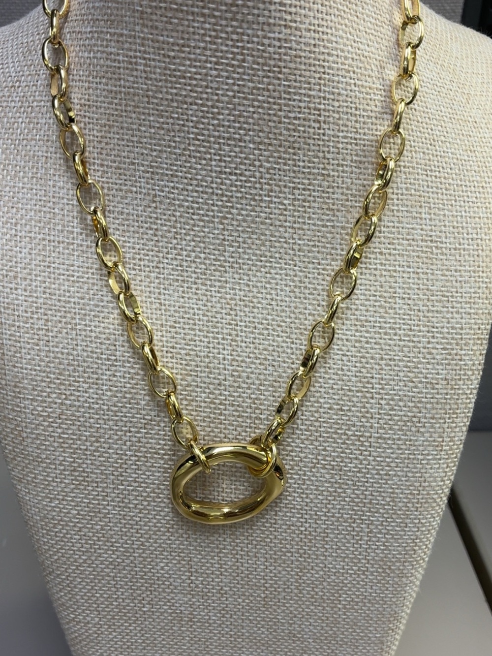 Gold Link Chain Necklace with Oval Ring Pendant - Women Jewelry Waterproof